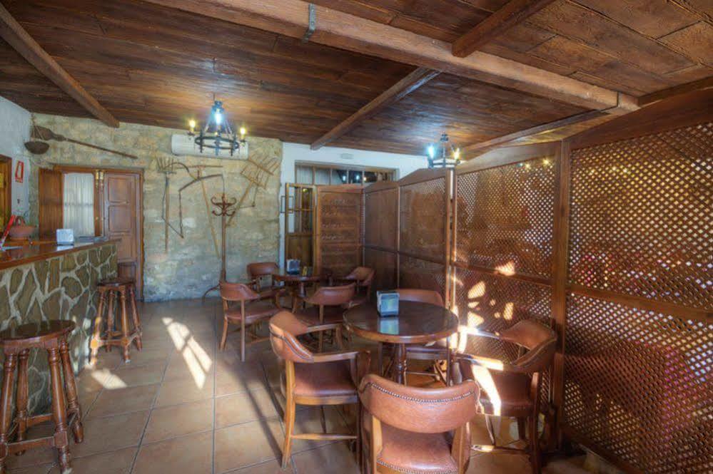 TUGASA Hotel La Posada Villaluenga Del Rosario Exterior foto